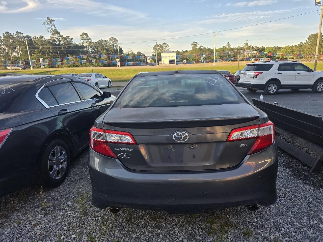 Toyota Camry XLE V6 2012