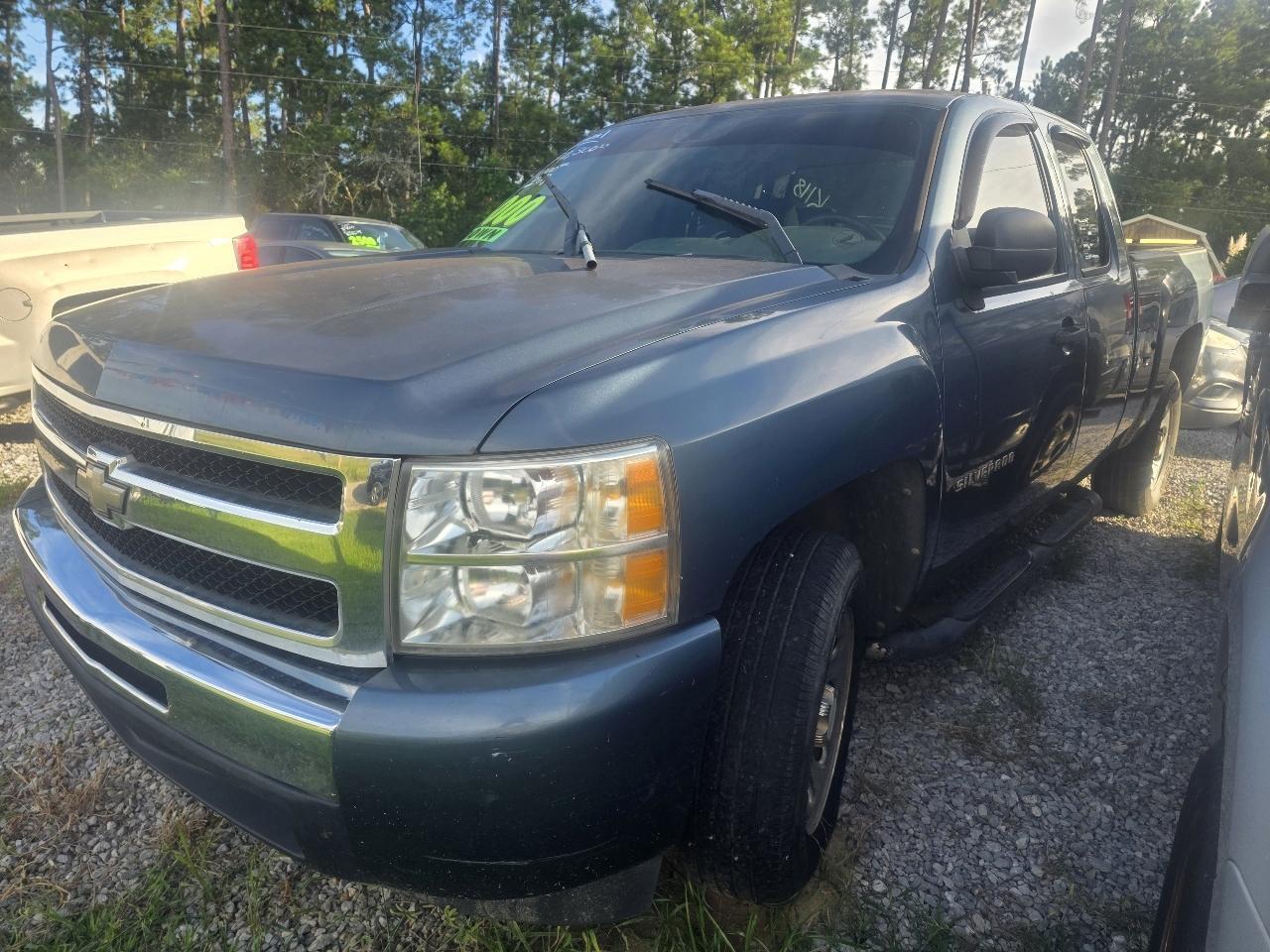 Chevrolet Silverado 1500 Work Truck Ext. Cab 2WD 2011