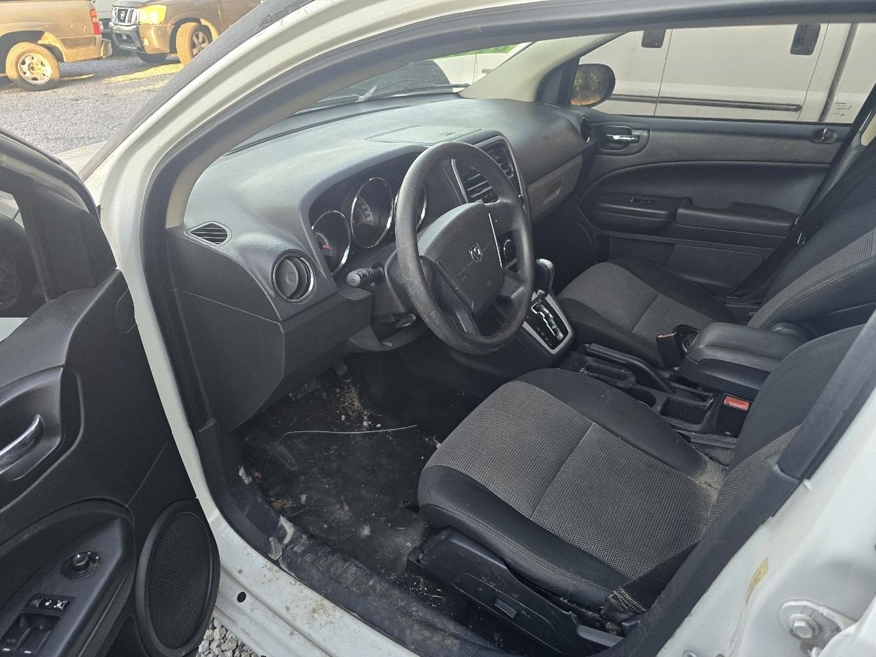 Dodge Caliber Mainstreet 2011