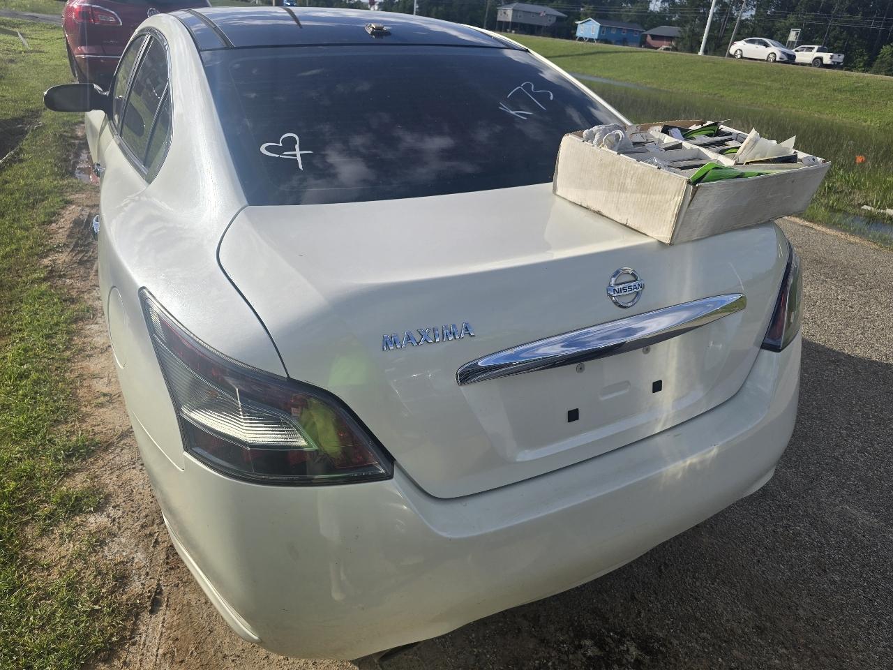 Nissan Maxima SV 2014