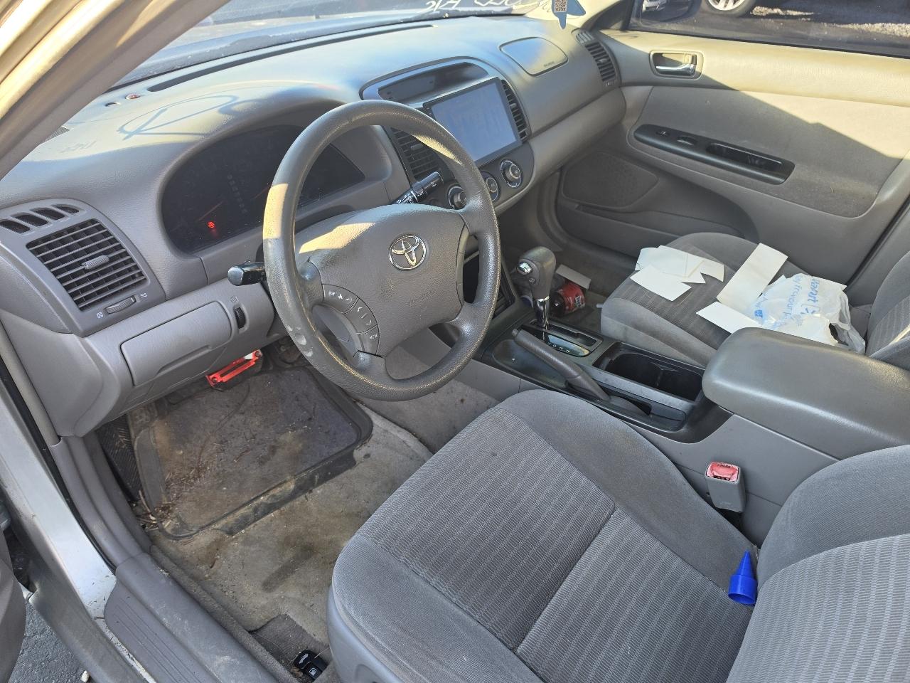 Toyota Camry LE 2005