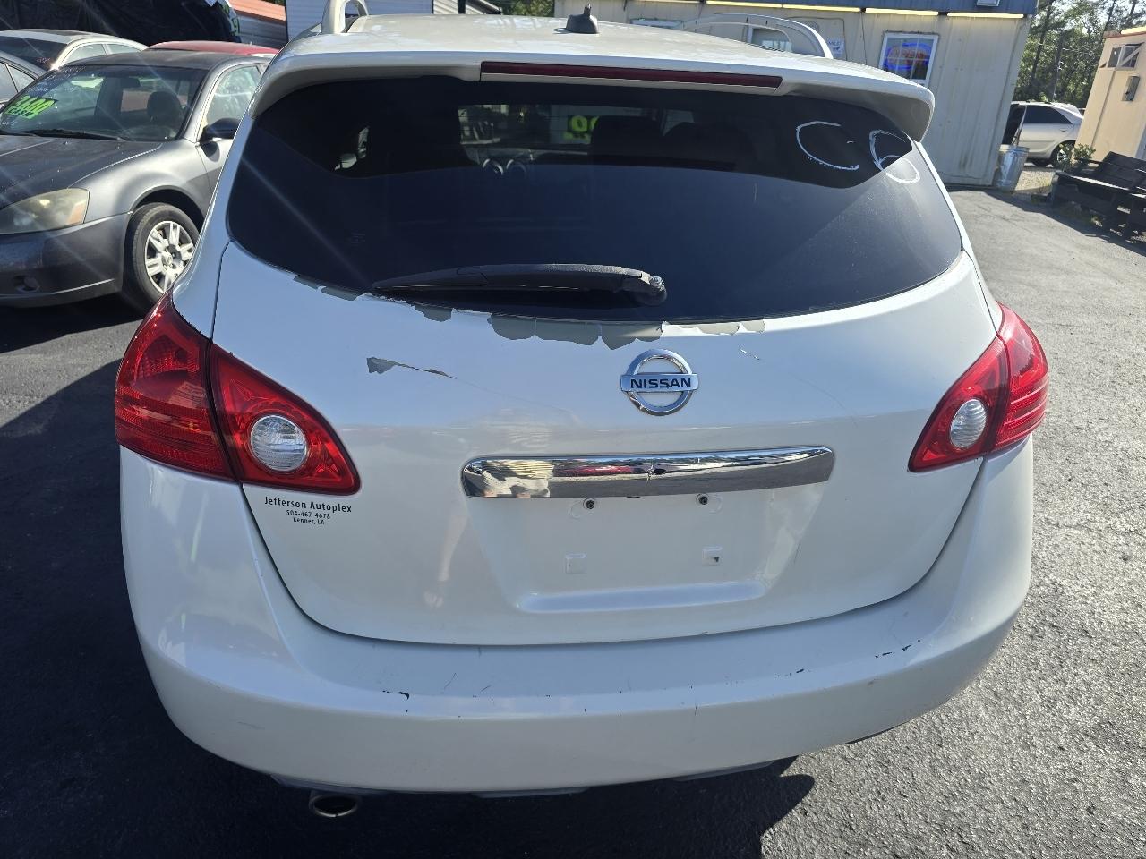 Nissan Rogue S FWD Krom Edition 2011