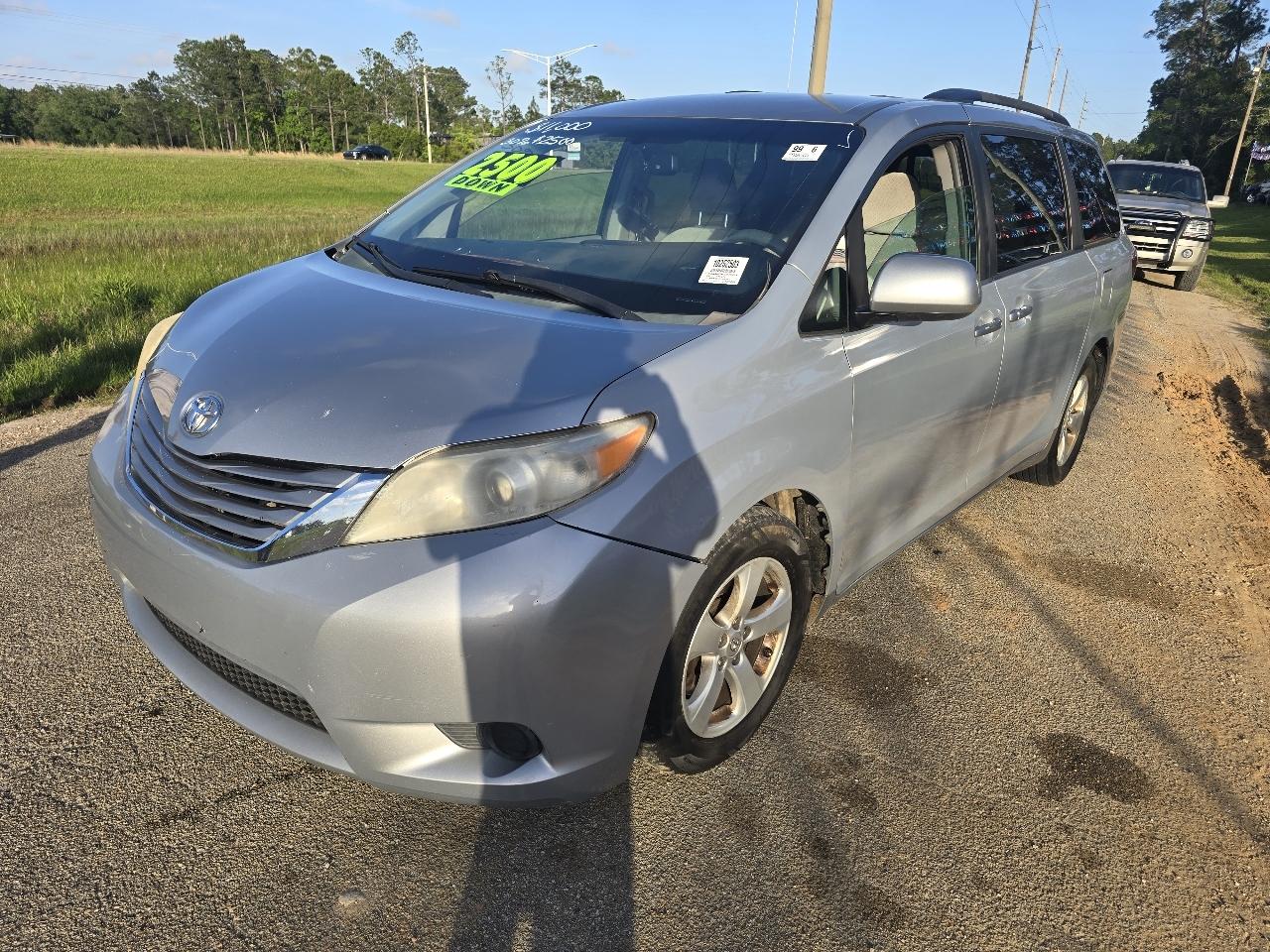 Toyota Sienna LE FWD 8-Passenger V6 2015