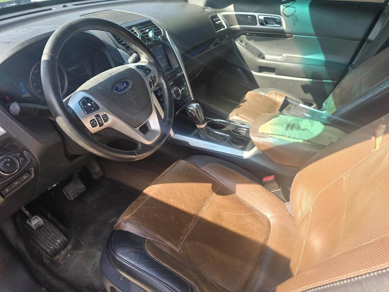 Ford Explorer Limited FWD 2011