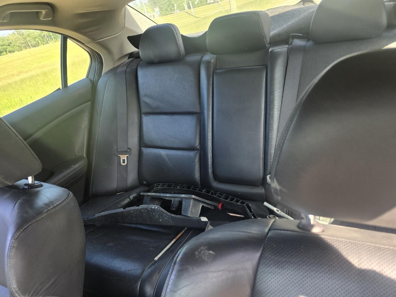 Acura TSX 5-Speed AT with Tech Package 2011