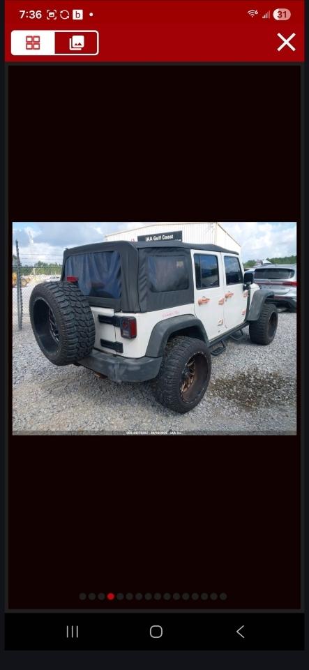 Jeep Wrangler Unlimited Sport RWD 2010