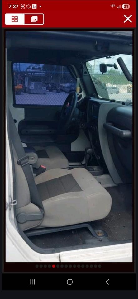 Jeep Wrangler Unlimited Sport RWD 2010