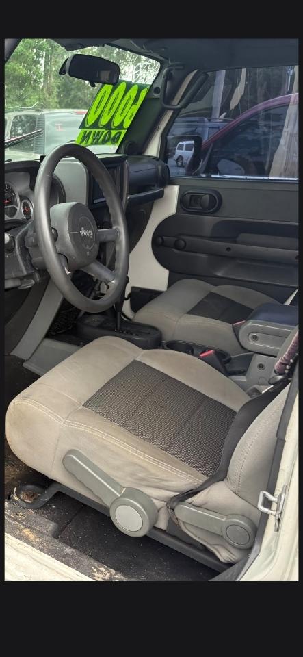 Jeep Wrangler Unlimited Sport RWD 2010
