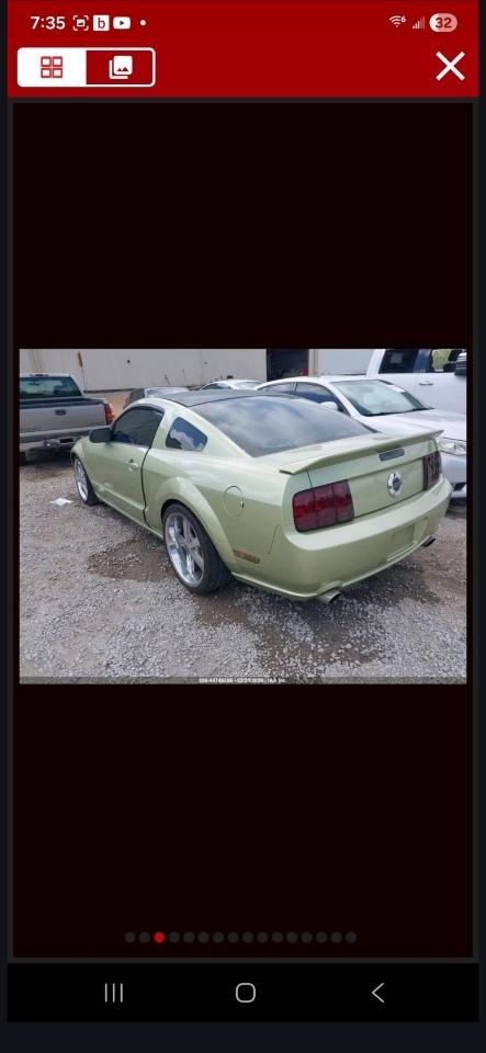Ford Mustang GT Deluxe Coupe 2006