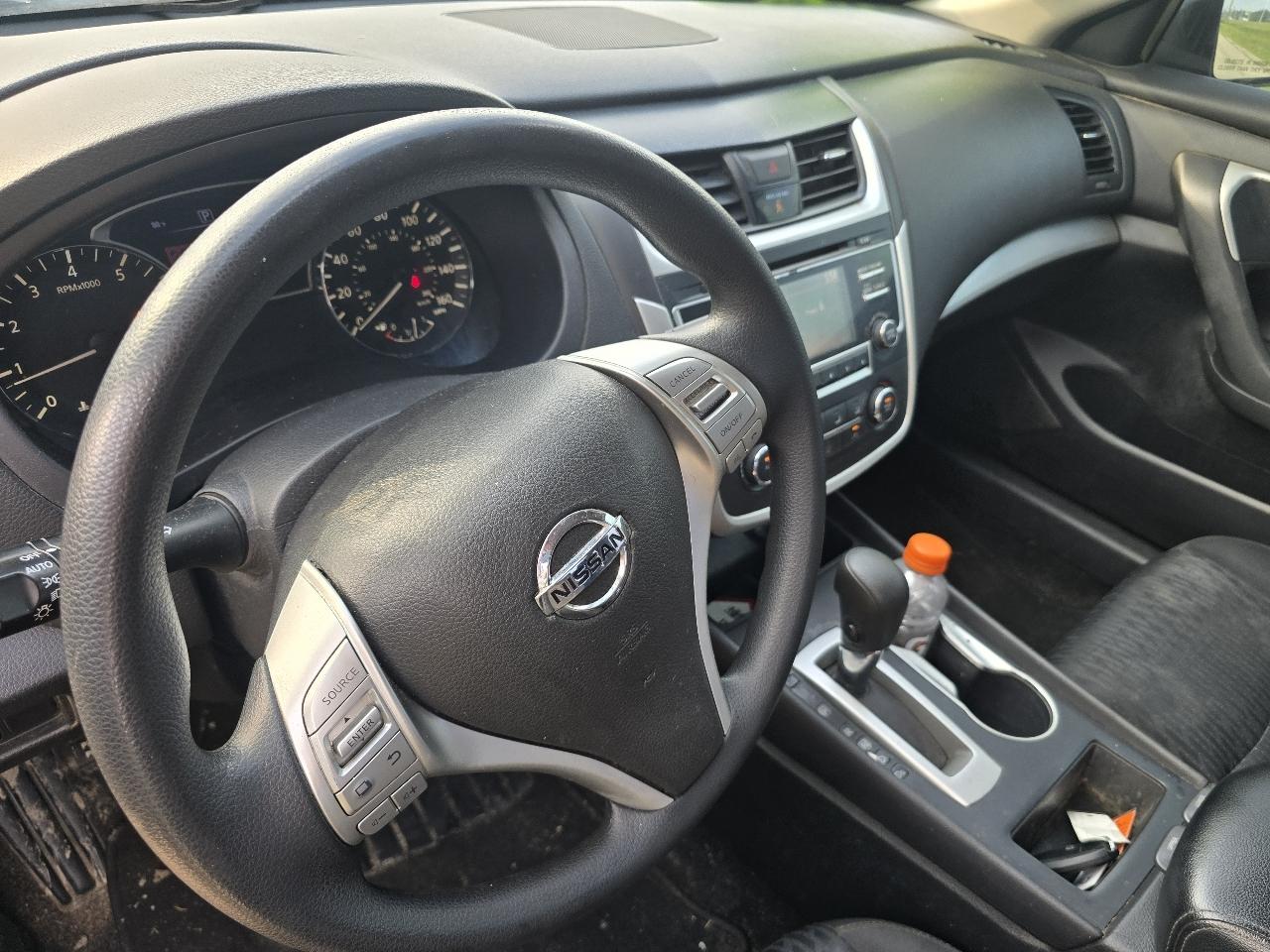 Nissan Altima 2.5 SV 2018
