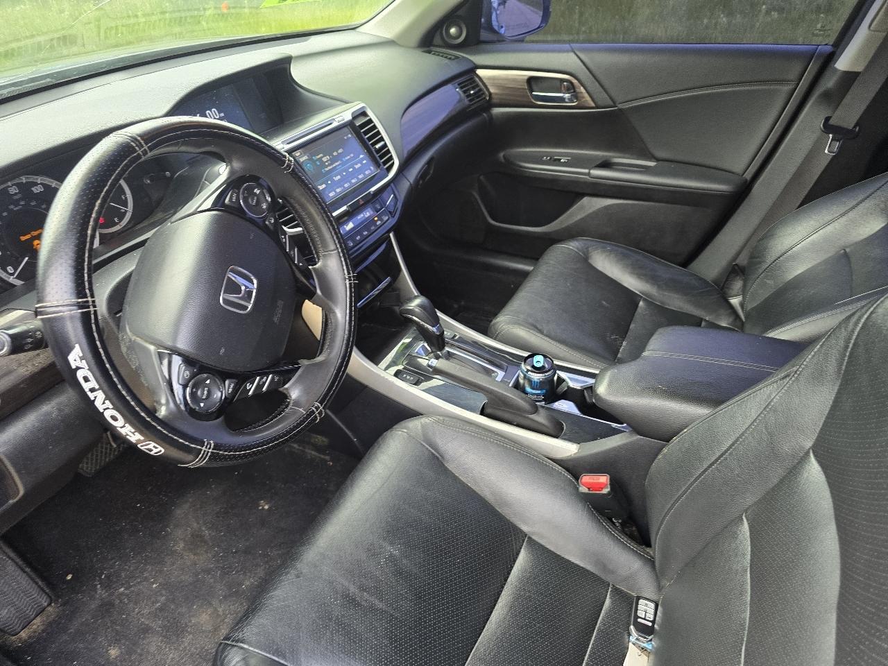 Honda Accord EX-L Sedan CVT w/ Honda Sensing 2017