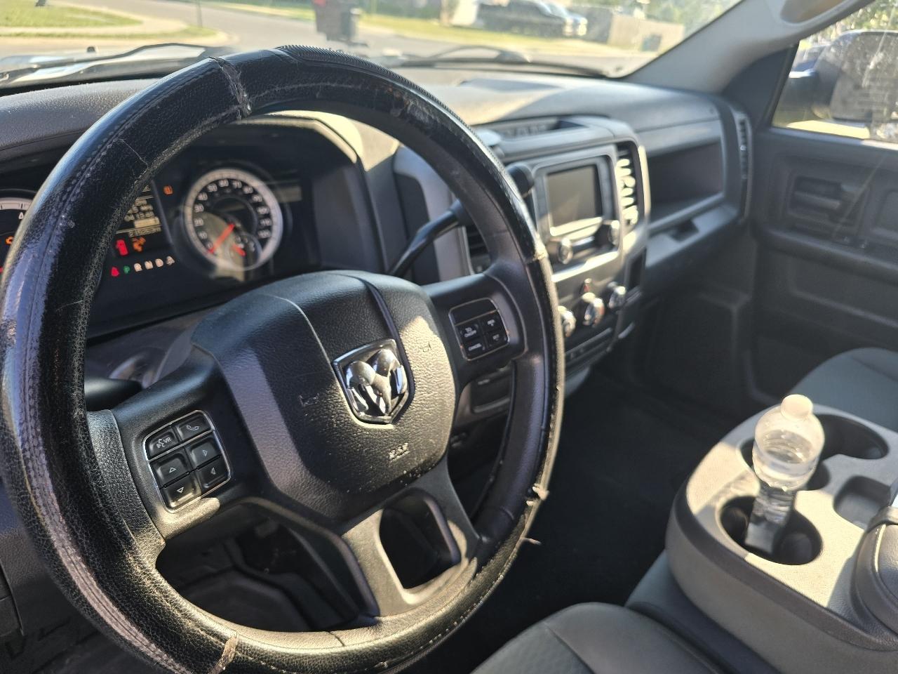 RAM 1500 Tradesman Quad Cab 4WD 2014