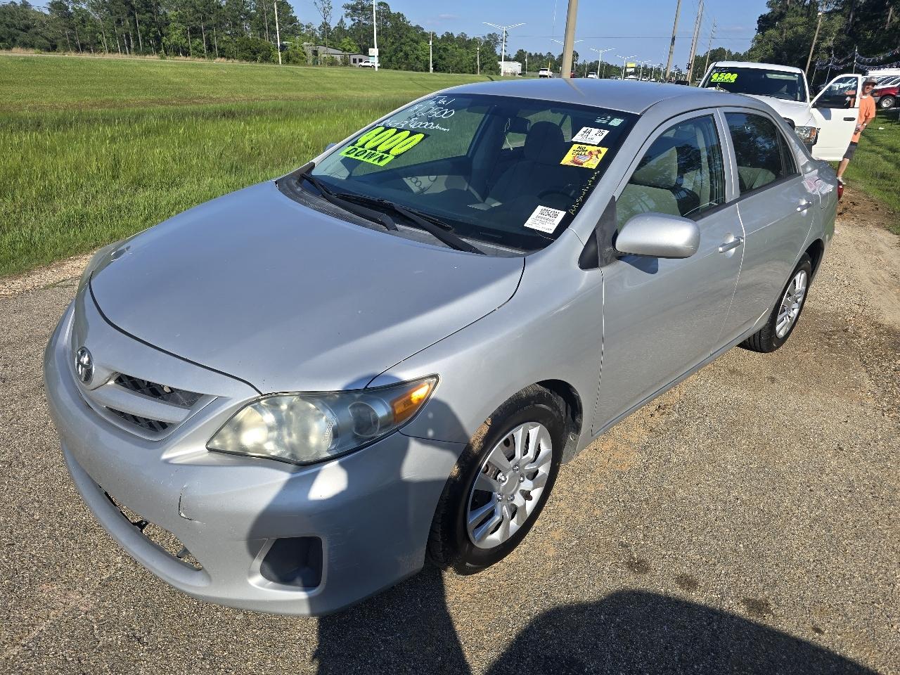 Toyota Corolla S 5-Speed MT 2013