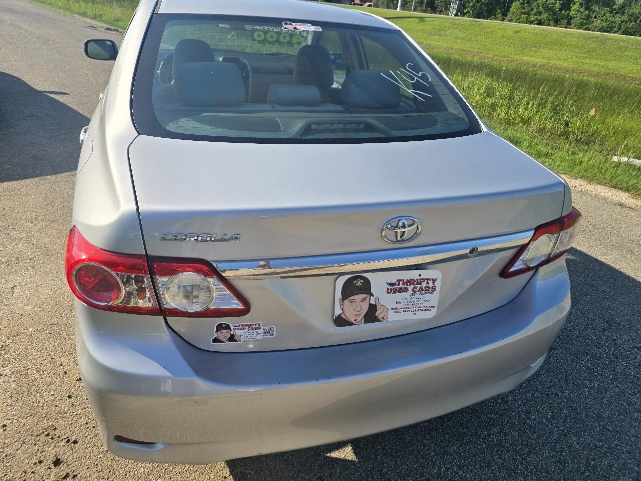 Toyota Corolla S 5-Speed MT 2013