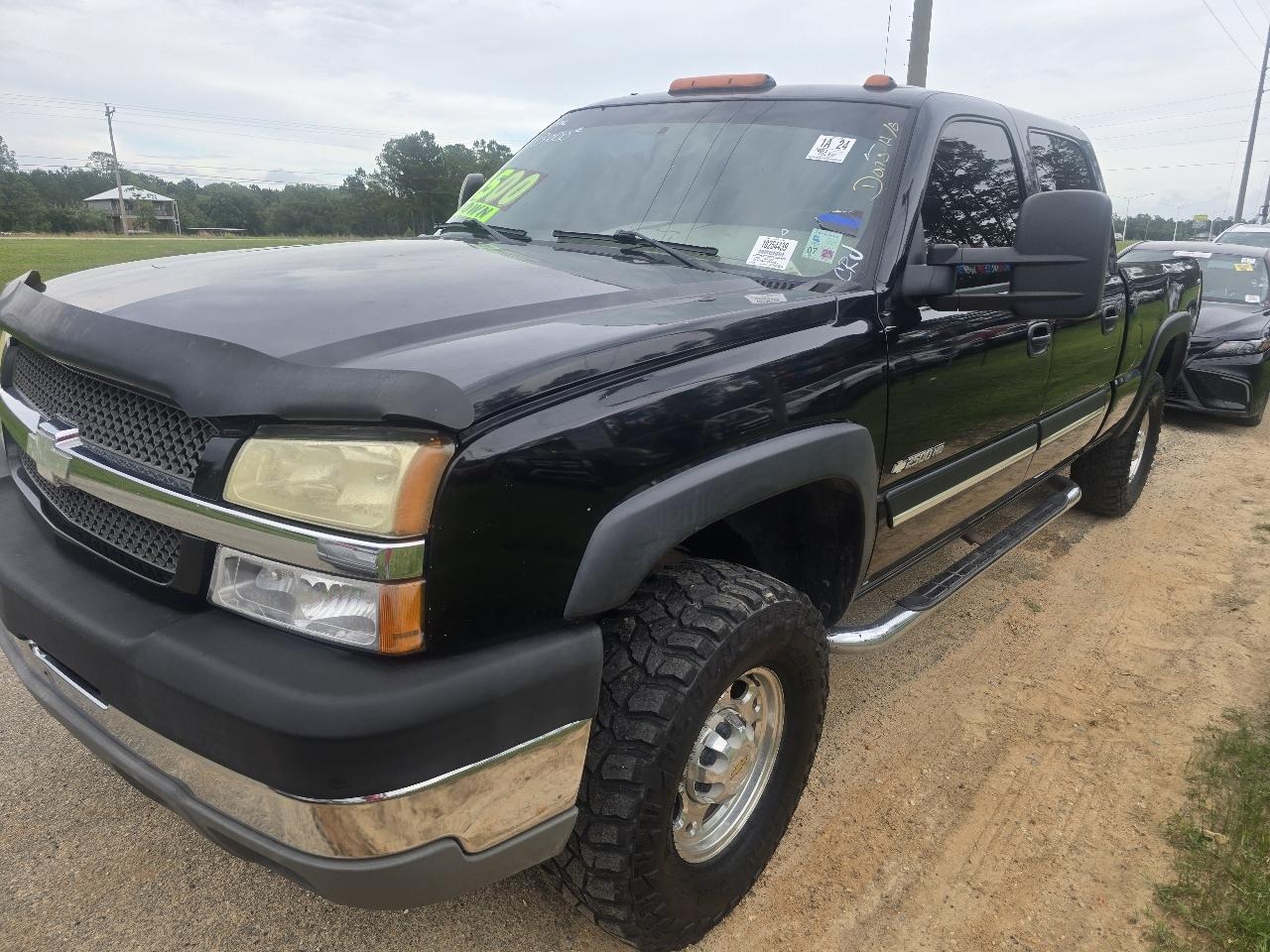 Chevrolet Silverado 2500HD Crew Cab Short Bed 2WD 2003