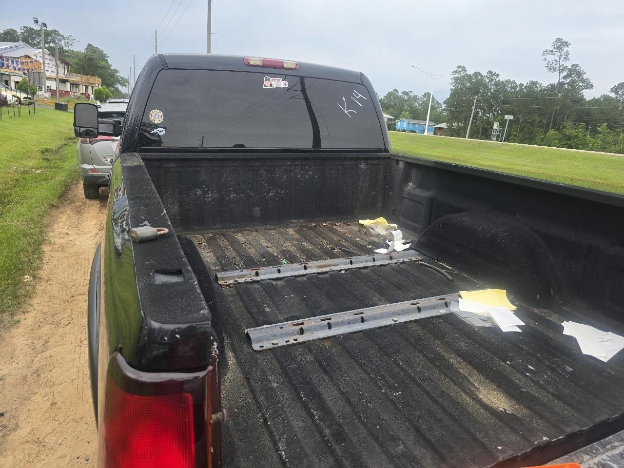Chevrolet Silverado 2500HD Crew Cab Short Bed 2WD 2003