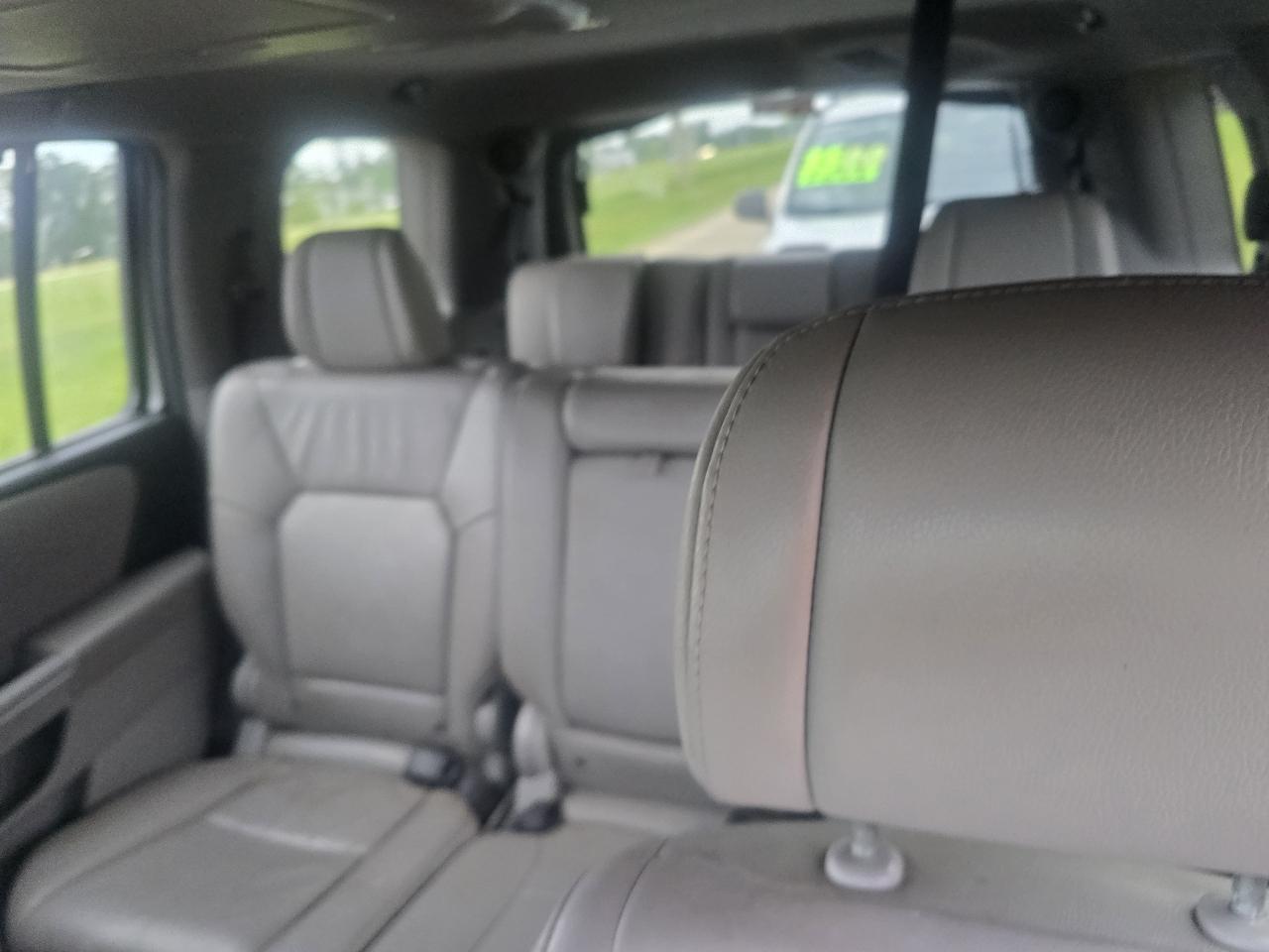Honda Pilot Touring 4WD 5-Spd AT with DVD 2013