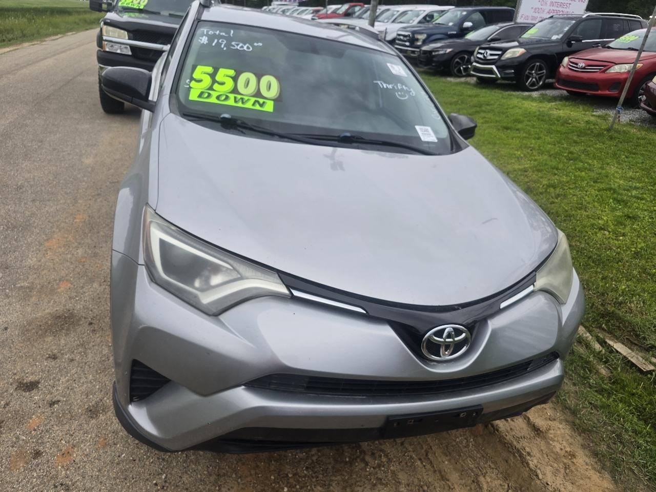 Toyota RAV4 LE AWD 2016