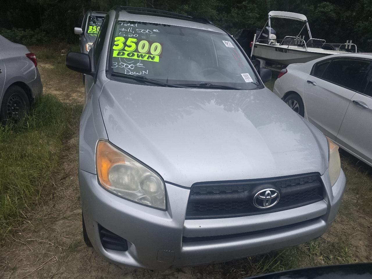 Toyota RAV4 Base I4 4WD 2012