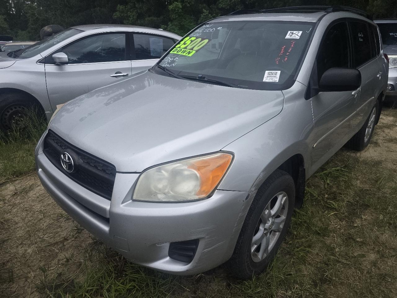 Toyota RAV4 Base I4 4WD 2012