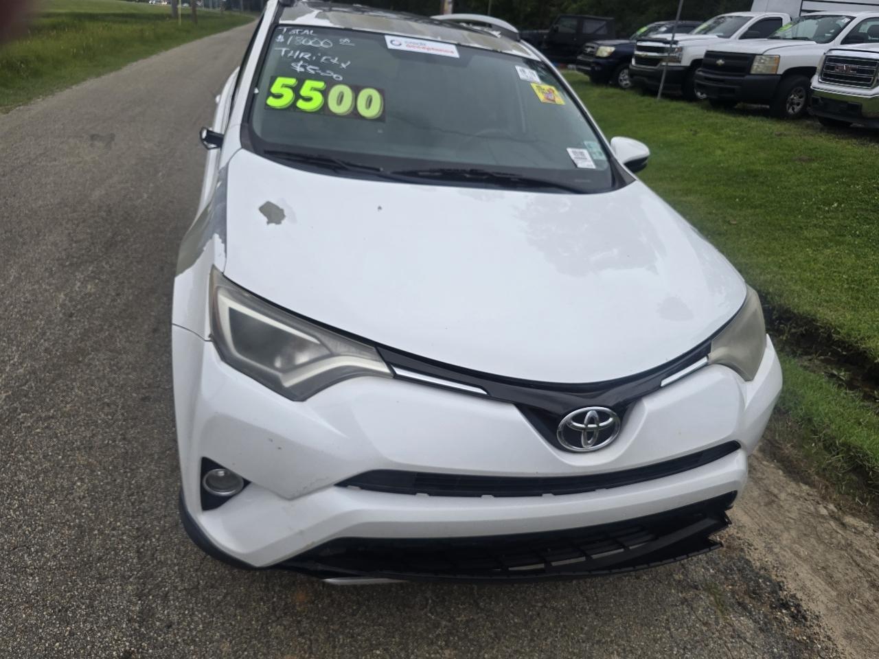 Toyota RAV4 XLE FWD 2016