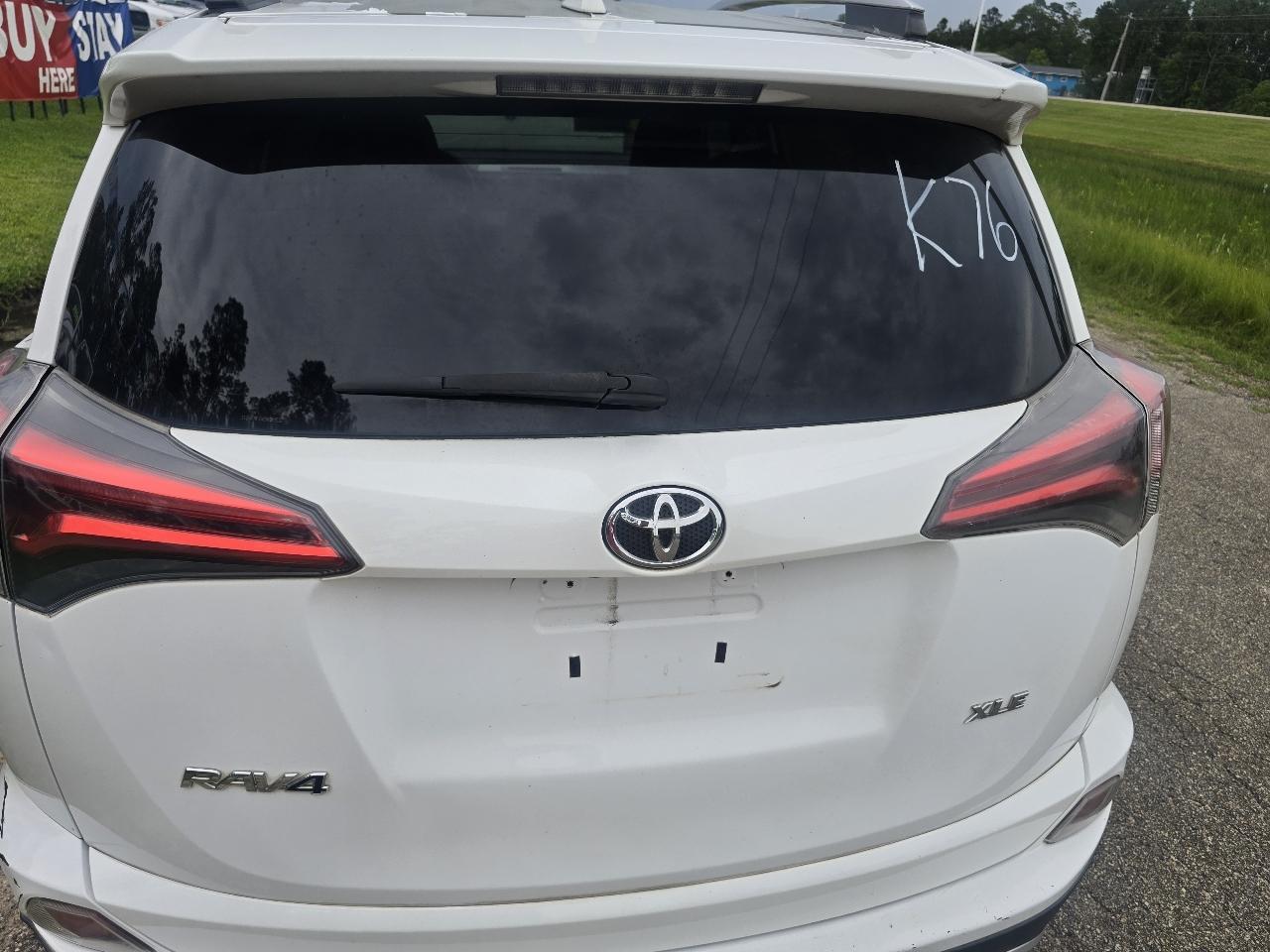 Toyota RAV4 XLE FWD 2016