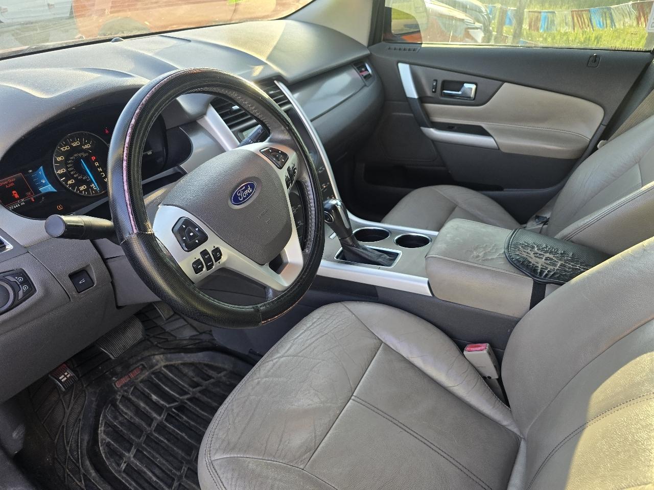 Ford Edge SEL FWD 2012