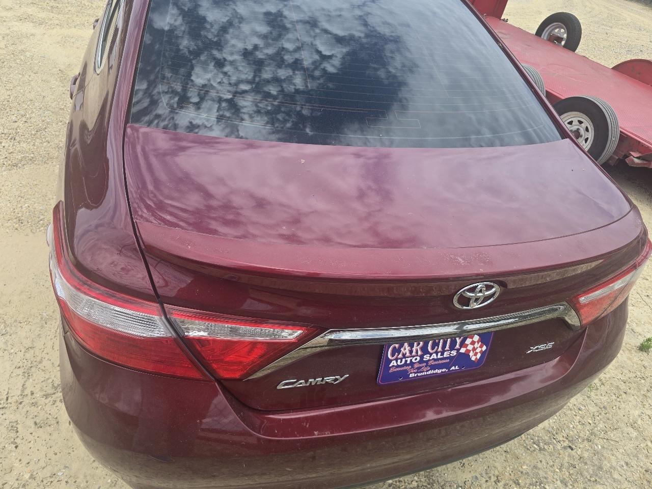 Toyota Camry SE 2017