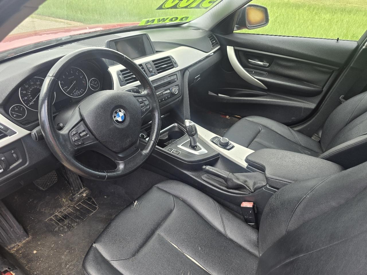 BMW 3-Series 320i Sedan 2014