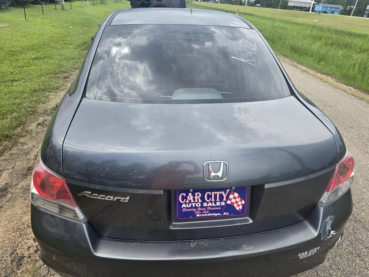 Honda Accord LX sedan AT 2010