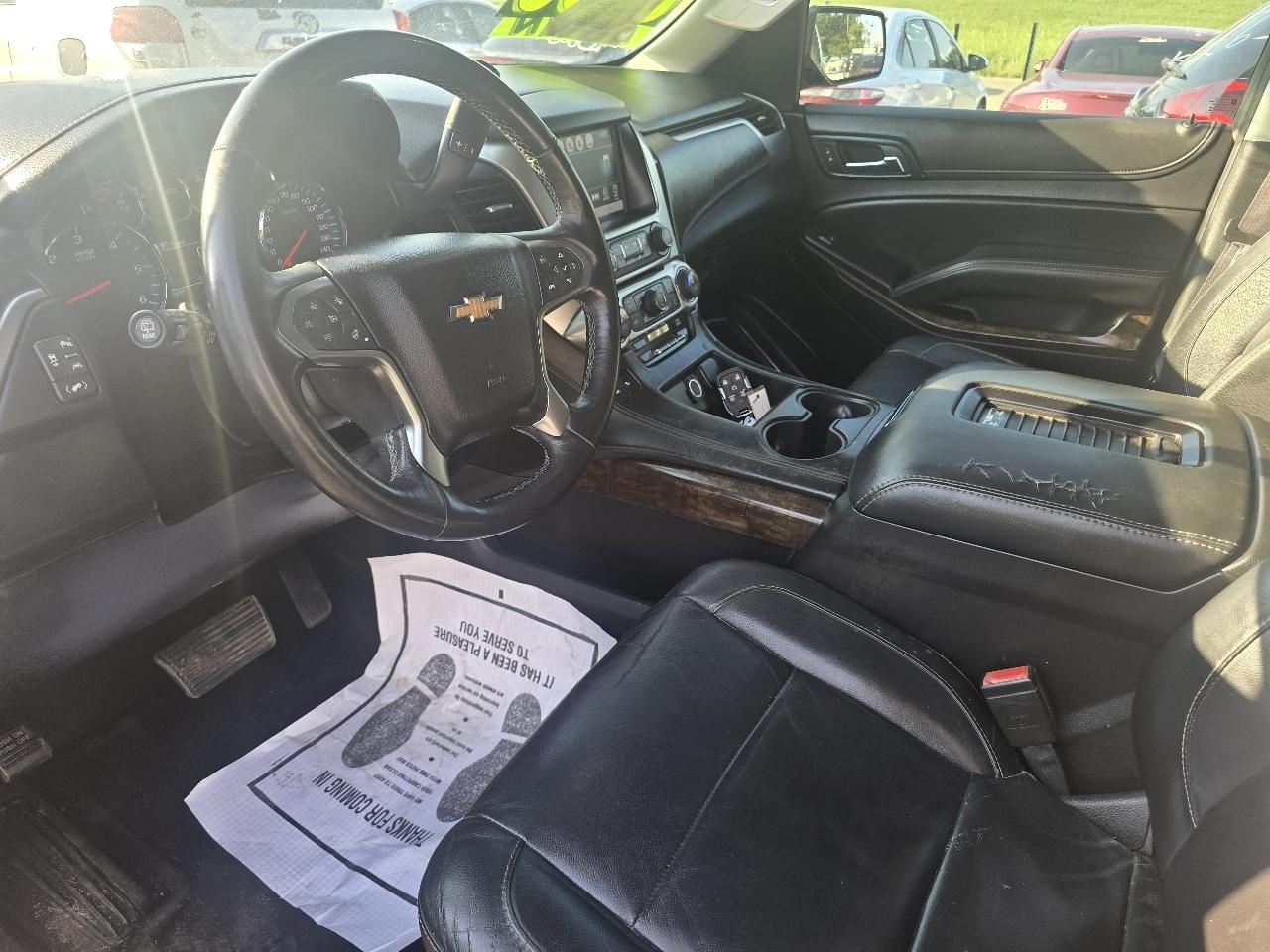Chevrolet Suburban LT 2WD 2016