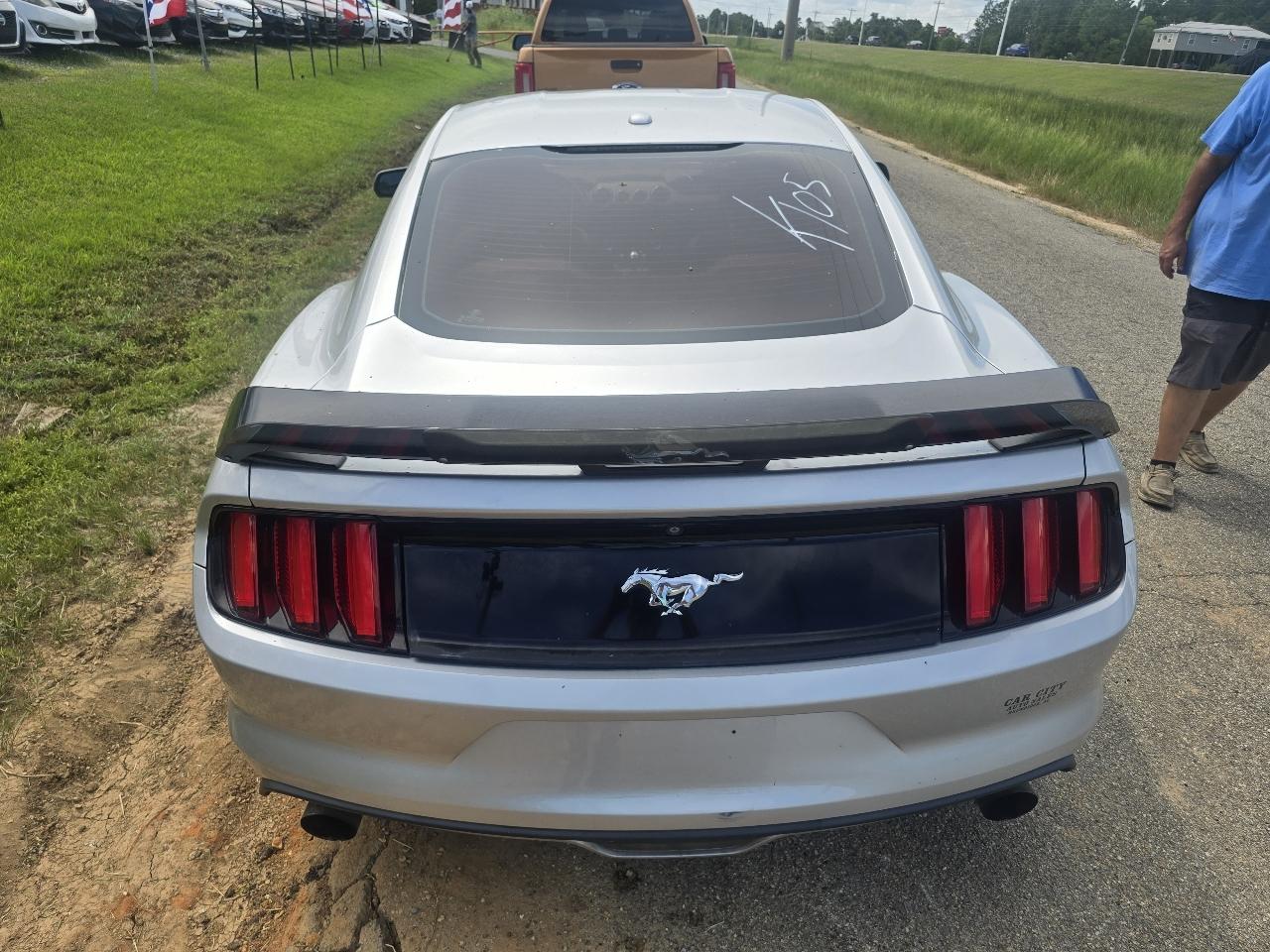Ford Mustang EcoBoost Coupe 2016