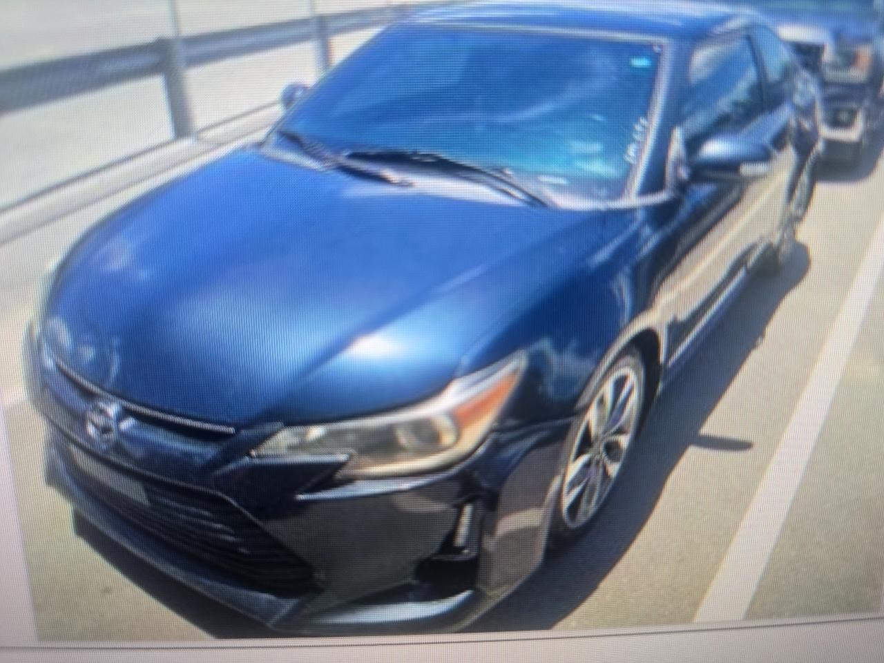 Scion tC Sports Coupe 6-Spd AT 2015