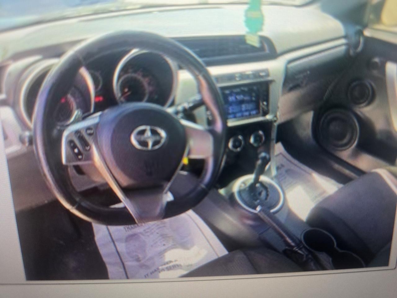 Scion tC Sports Coupe 6-Spd AT 2015