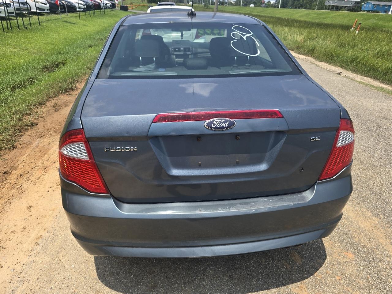 Ford Fusion SE 2012