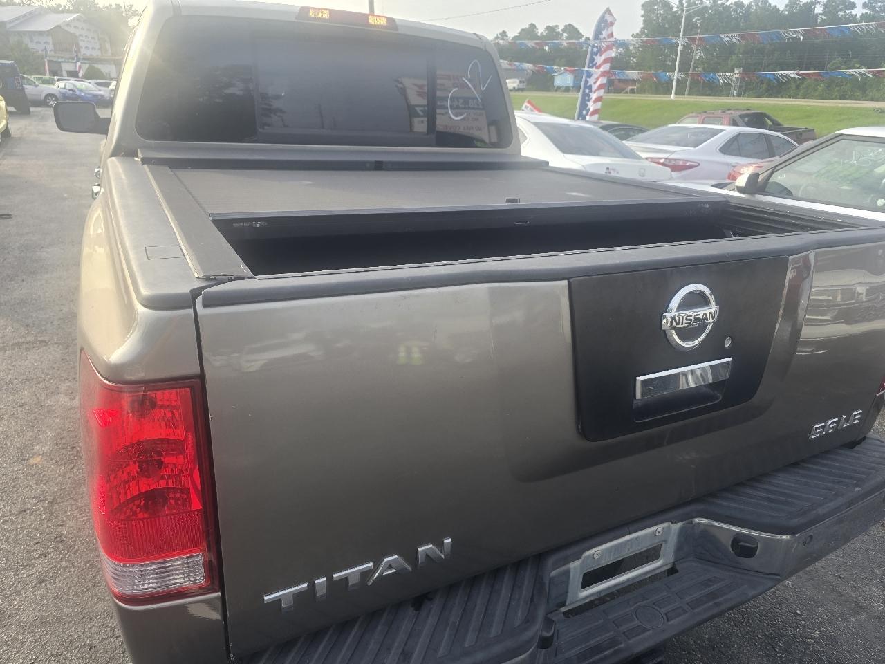 Nissan Titan LE Crew Cab 2WD 2007