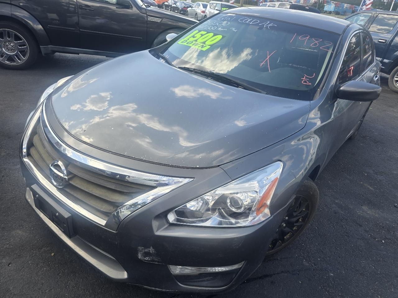 Nissan Altima 2.5 SV 2015
