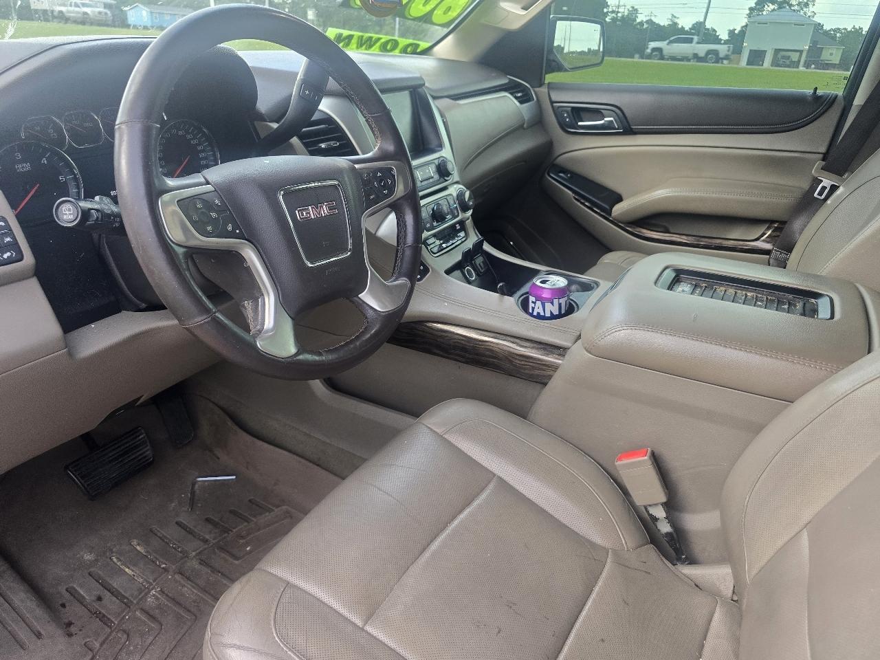 GMC Yukon XL SLT 2WD 2017