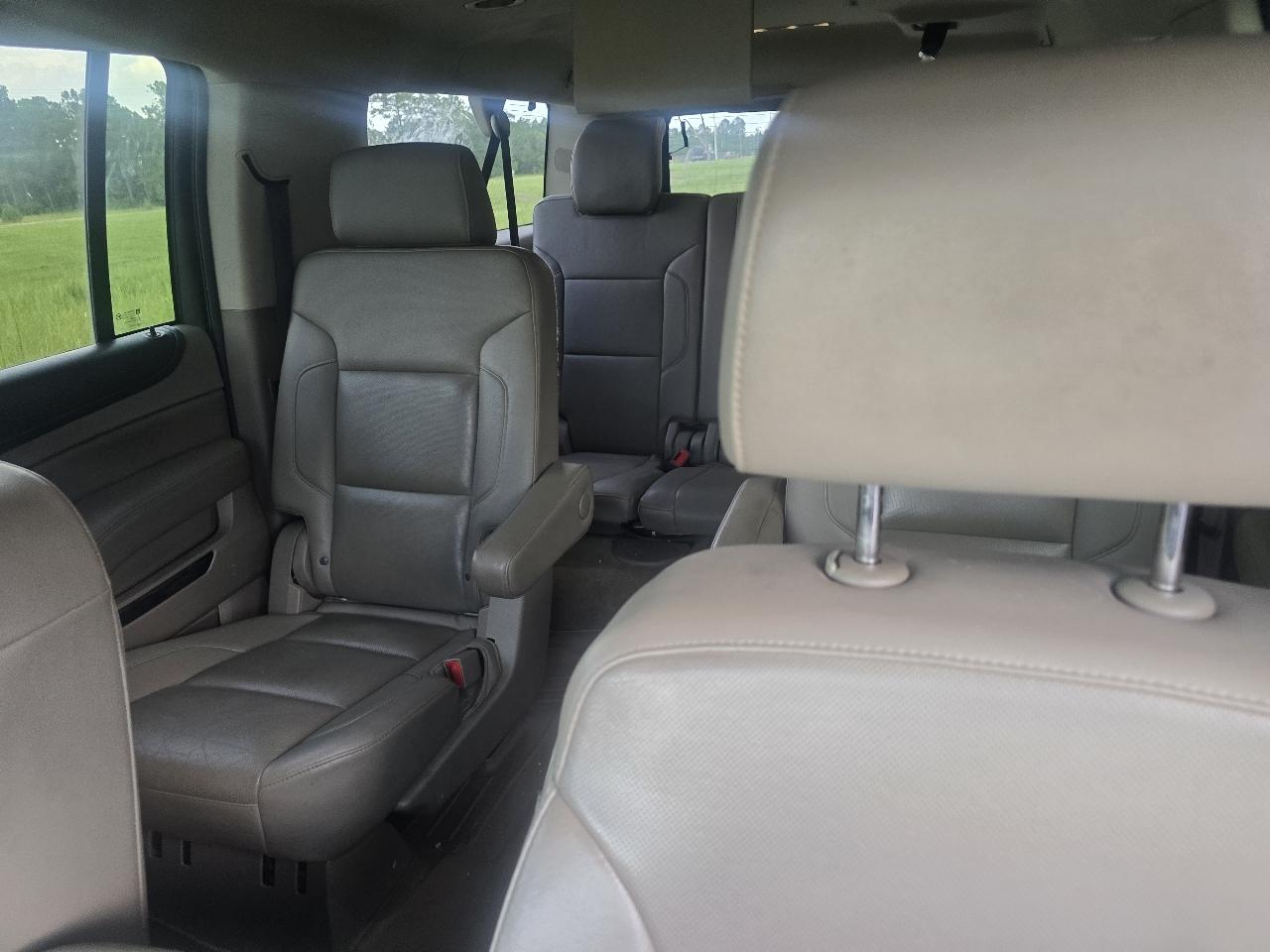 GMC Yukon XL SLT 2WD 2017