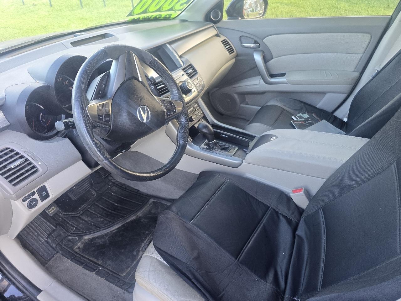 Acura RDX 5-Spd AT with Technology Package 2011