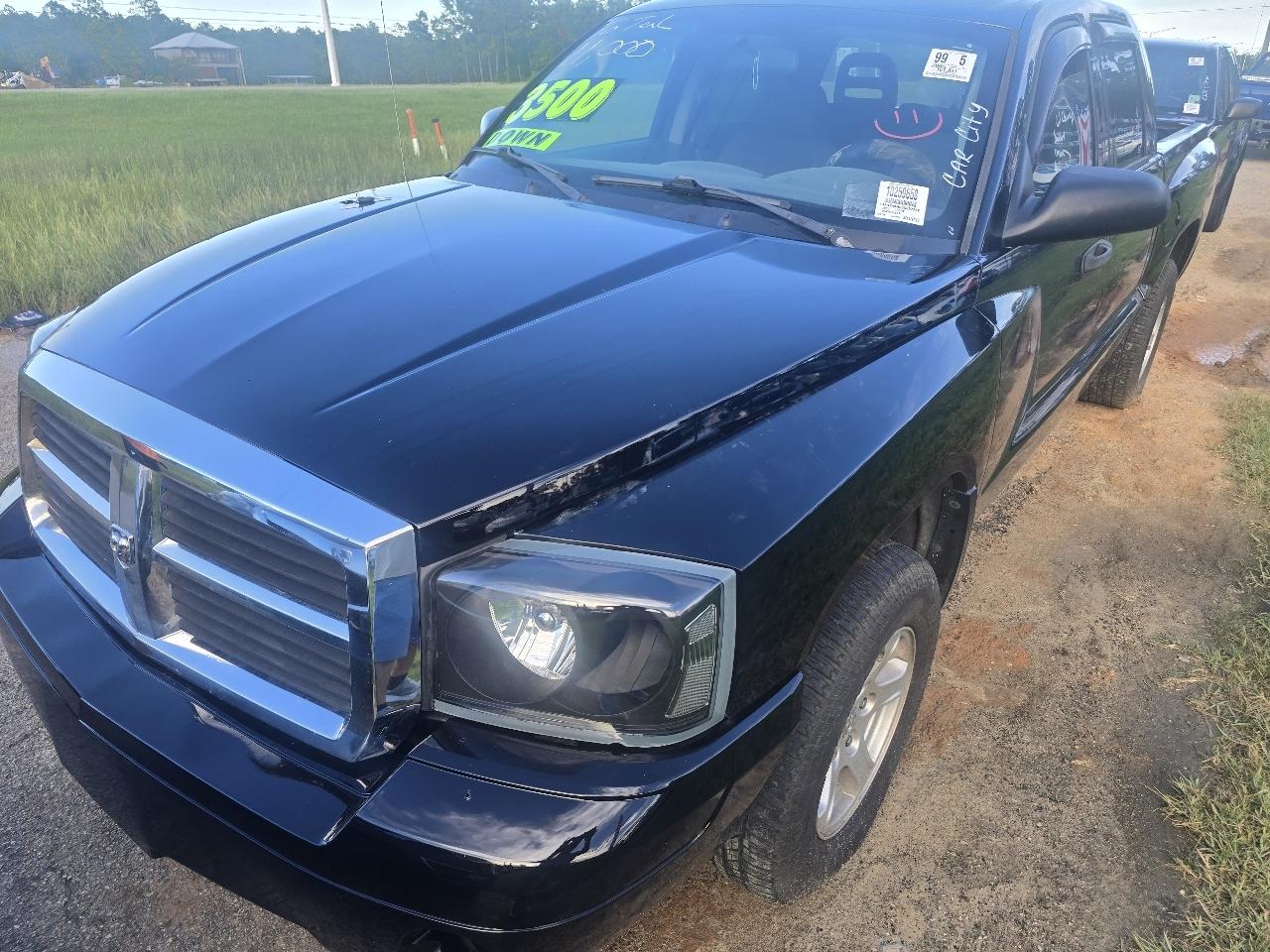 Dodge Dakota SLT Quad Cab 2WD 2005