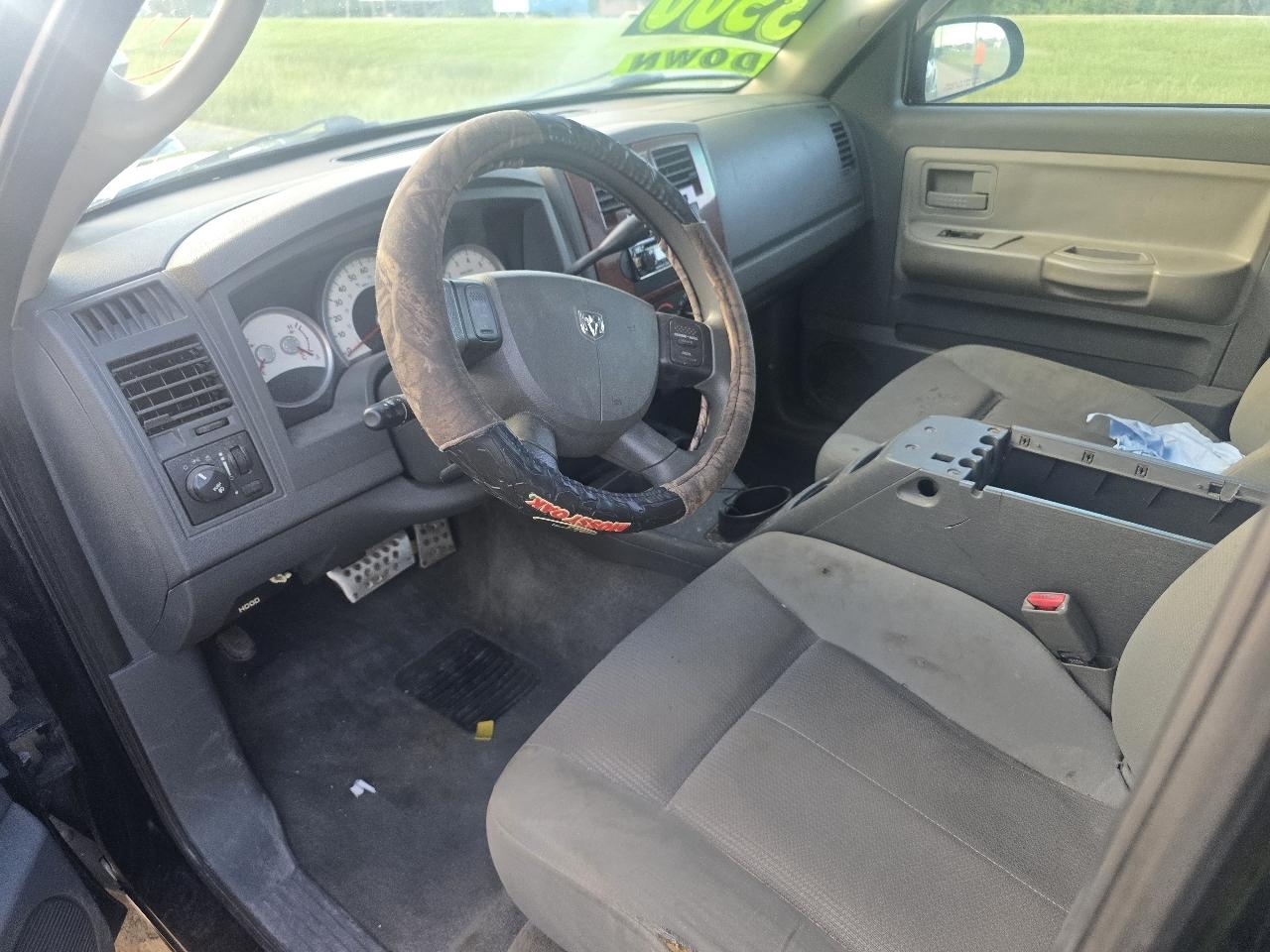 Dodge Dakota SLT Quad Cab 2WD 2005