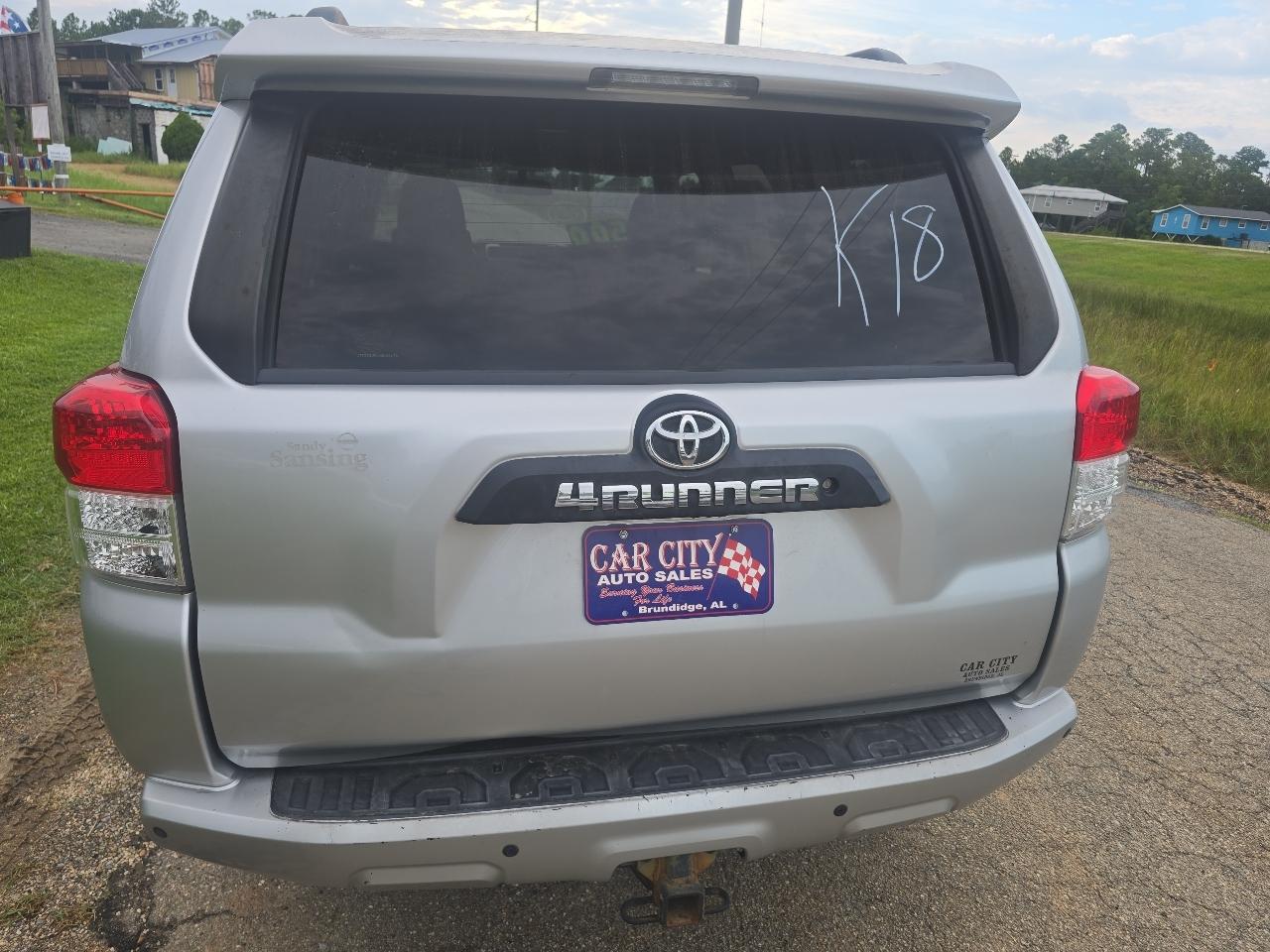 Toyota 4Runner SR5 2WD 2010