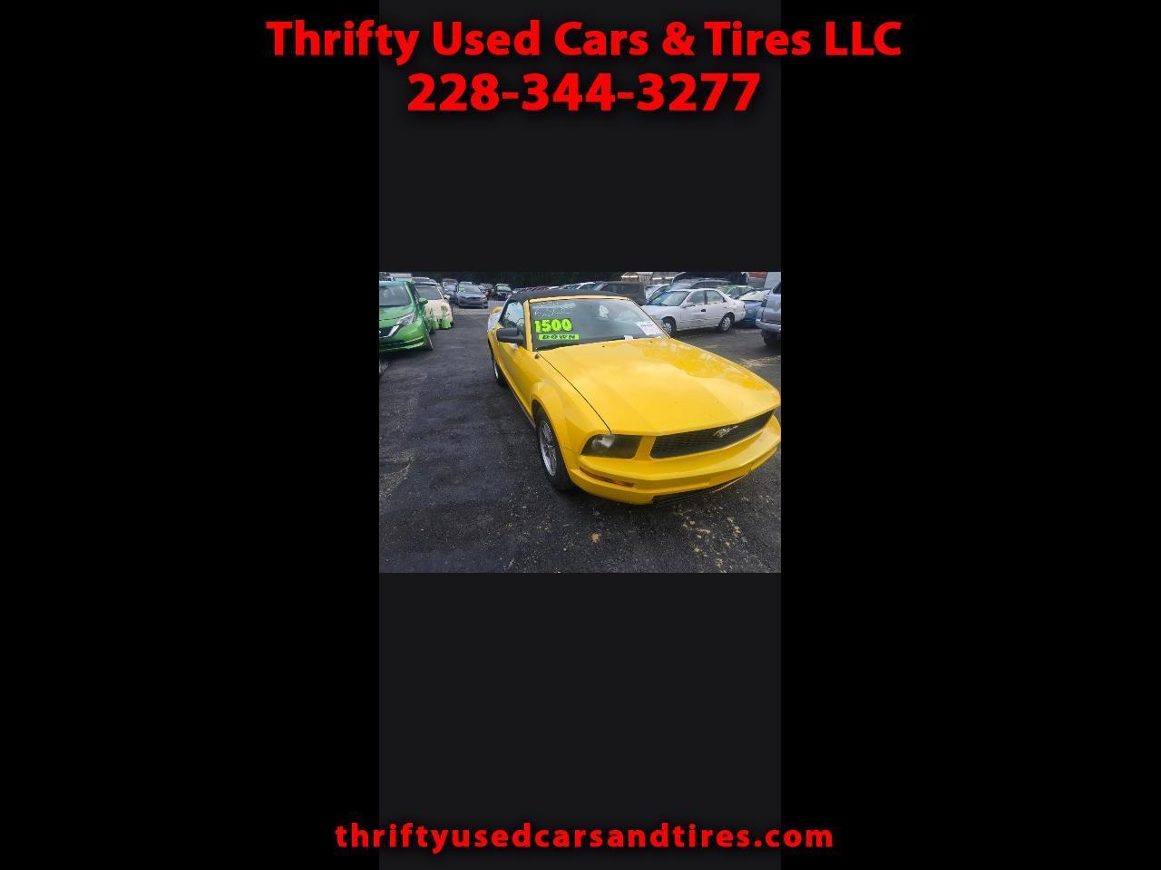 Ford Mustang V6 Deluxe Convertible 2005