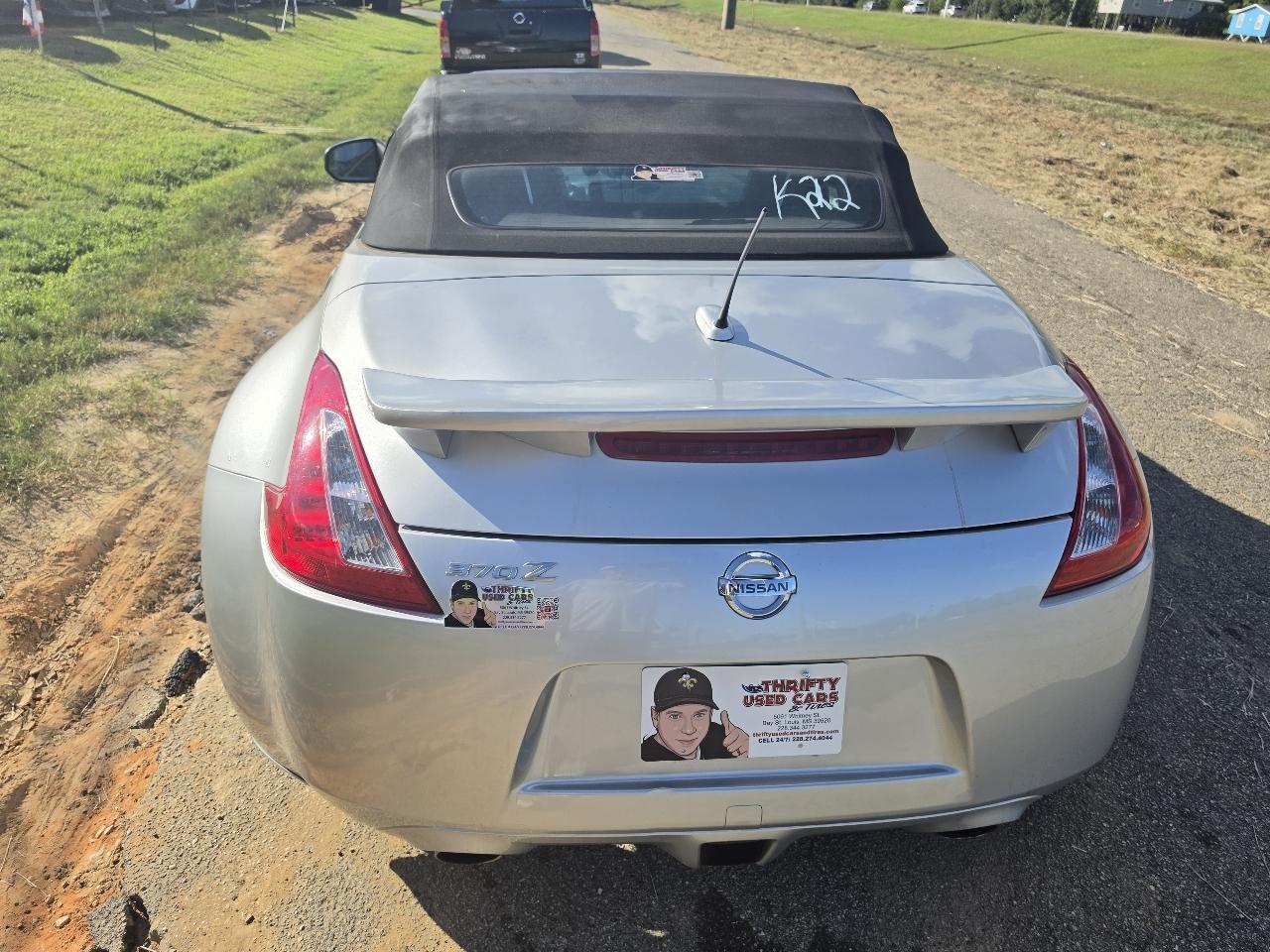 Nissan Z 370Z Roadster 2010
