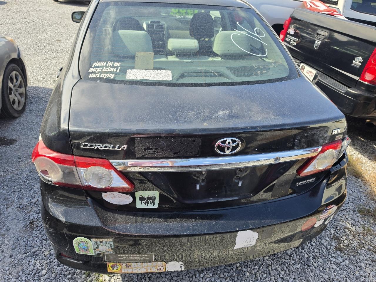 Toyota Corolla S 5-Speed MT 2013