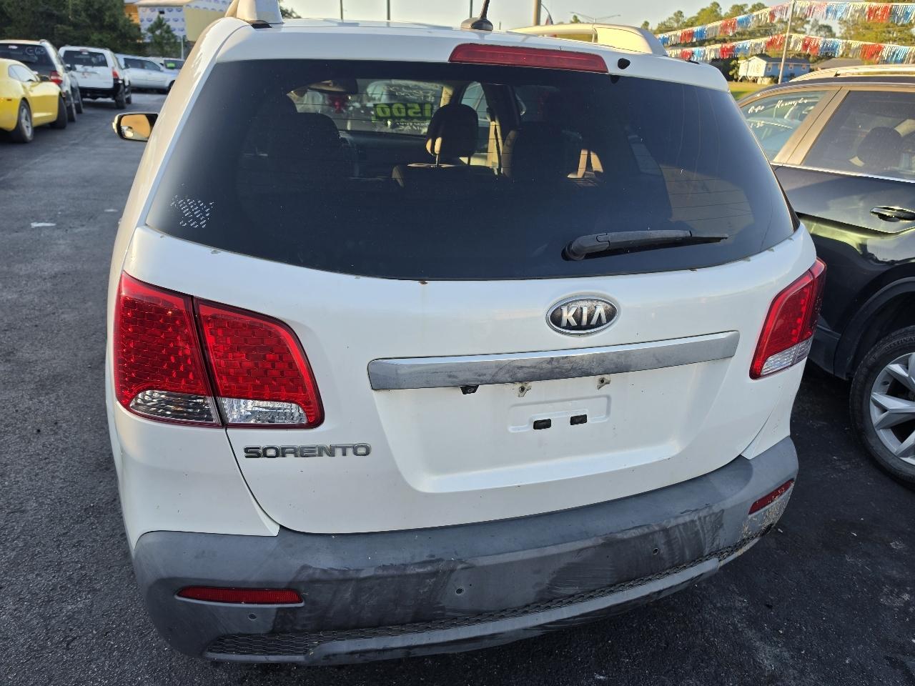 Kia Sorento LX 2WD 2012