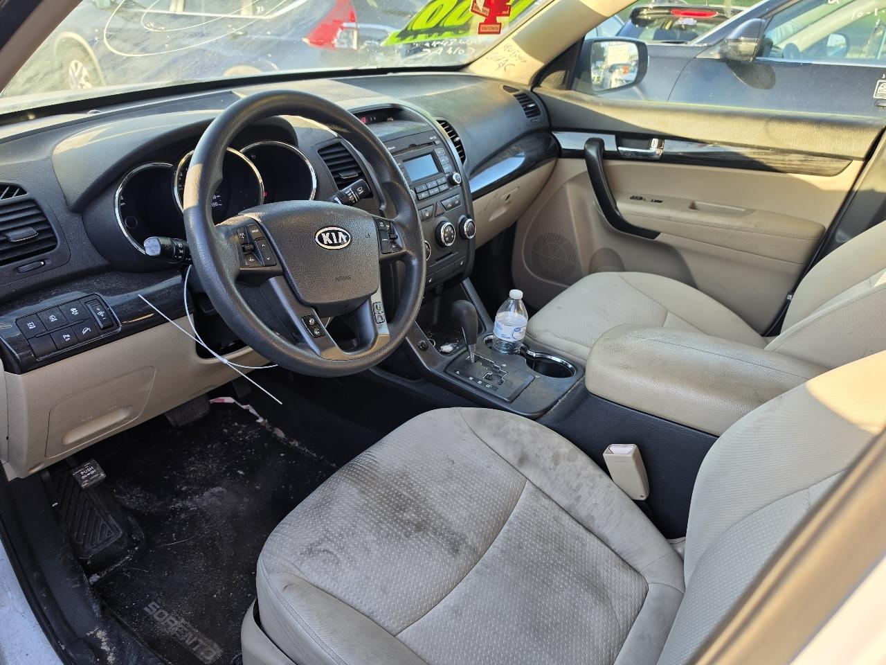 Kia Sorento LX 2WD 2012