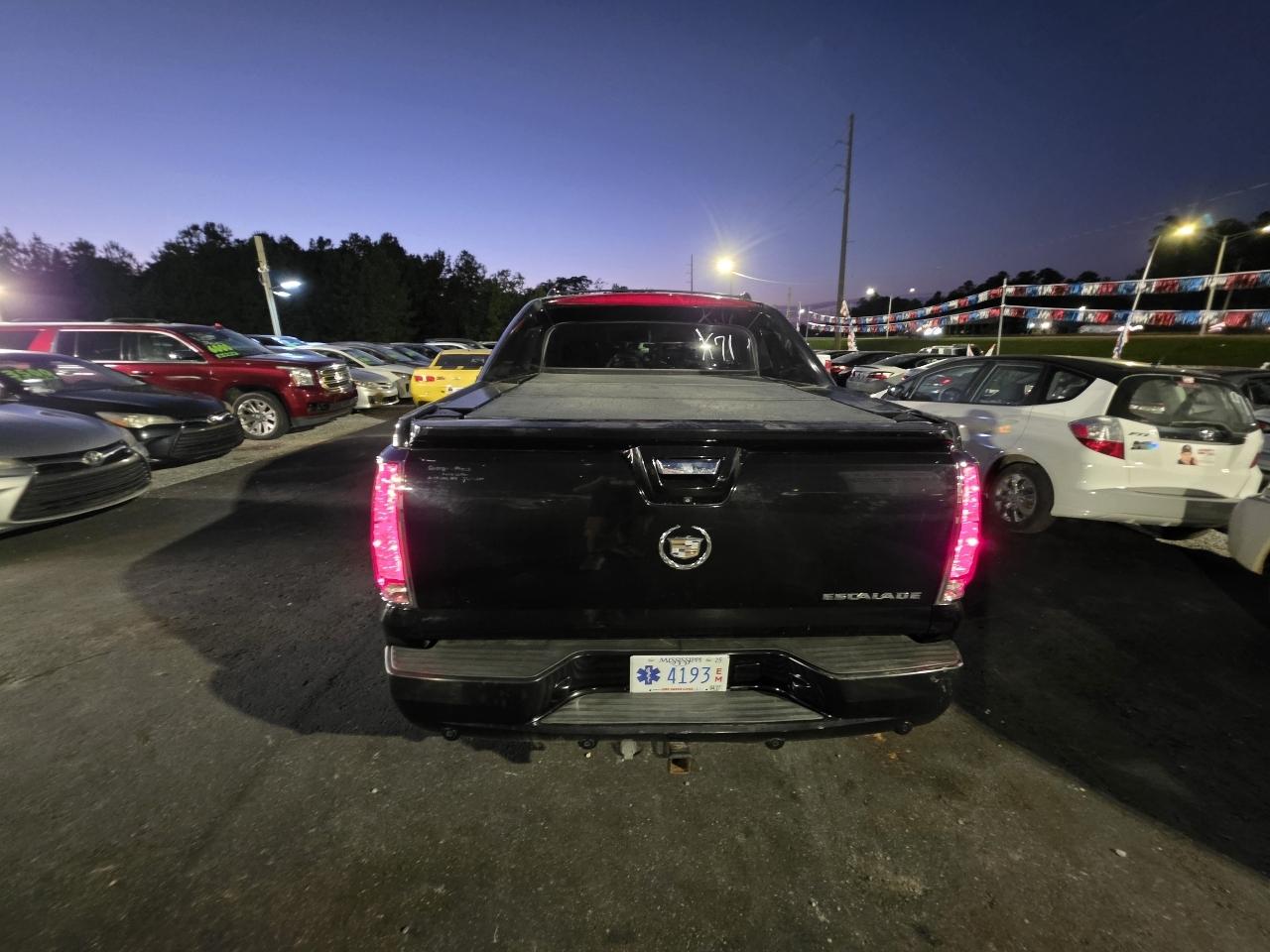 Cadillac Escalade EXT Sport Utility Truck 2009