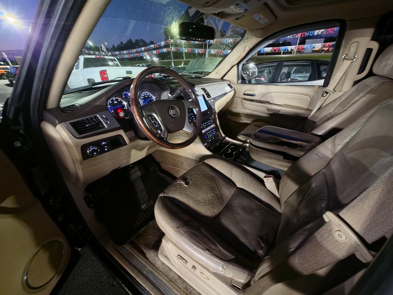 Cadillac Escalade EXT Sport Utility Truck 2009